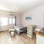 Nice Apartment In Kastel Luksic With Wifi *