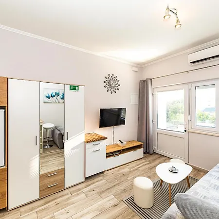 Awesome In Kastel Luksic With Kitchen Apartment Kastela